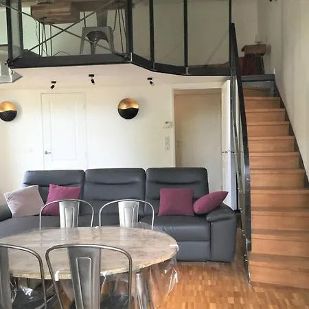 ［アヴィニョン市内中心部］アパートメント（75m²）｜ 2ベッドルーム／1バスルーム アヴィニョン